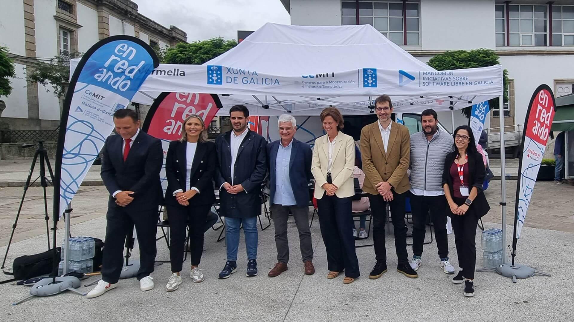 Máis de 400 persoas participaron nos obradoiros itinerantes do “Enredando Tour” organizados pola Axencia para a Modernización Tecnolóxica de Galicia e Cruz Vermella