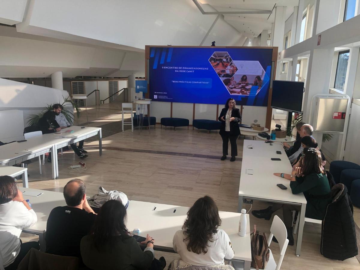 A Rede CeMIT xestiona máis de 40.000 horas de formación anuais en competencias dixitais