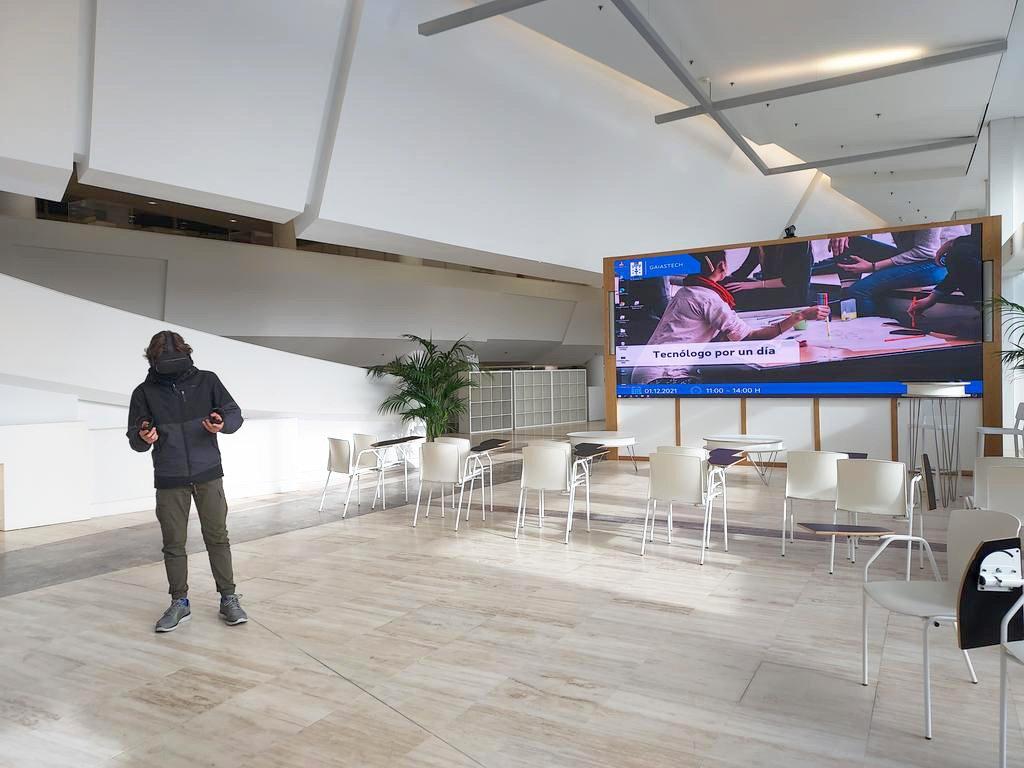 A décima edición de tecnólog@ por un día ofrece preto de 50 prazas para o alumnado de 12 a 17 anos