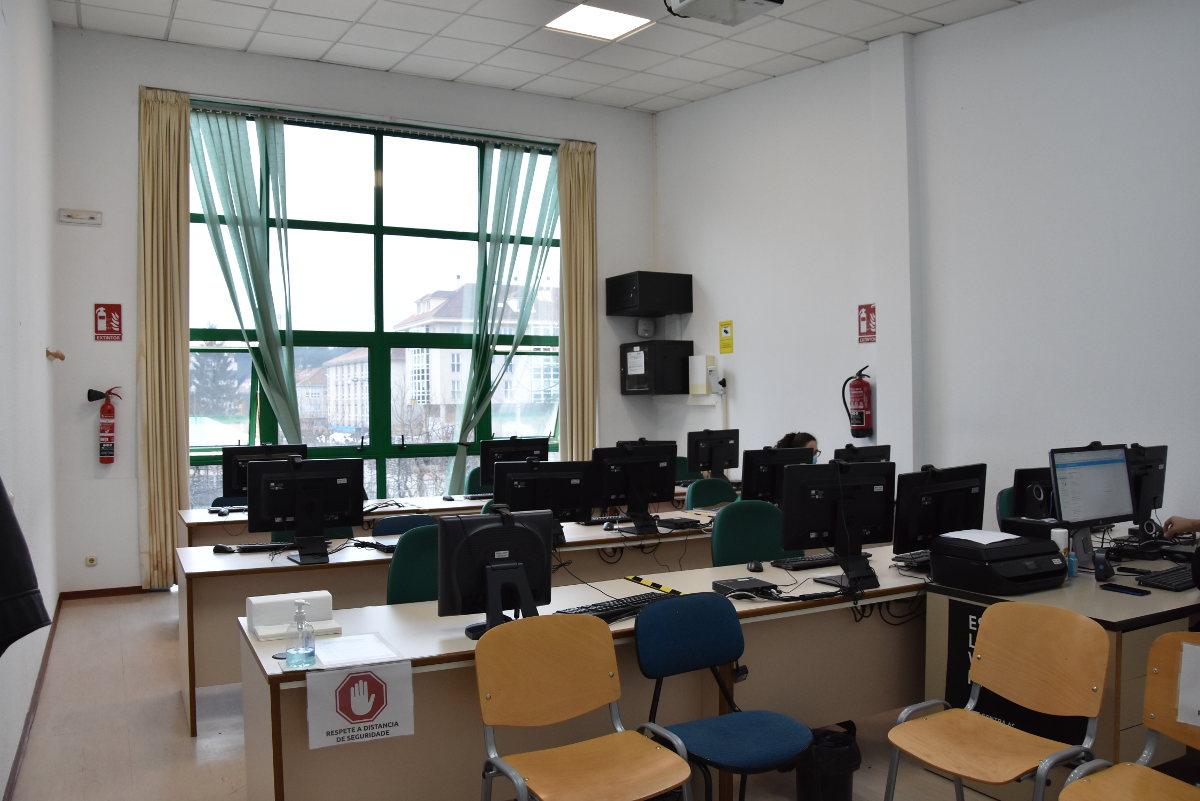 Ames achega en marzo e abril media ducia de cursos TIC para a cidadanía